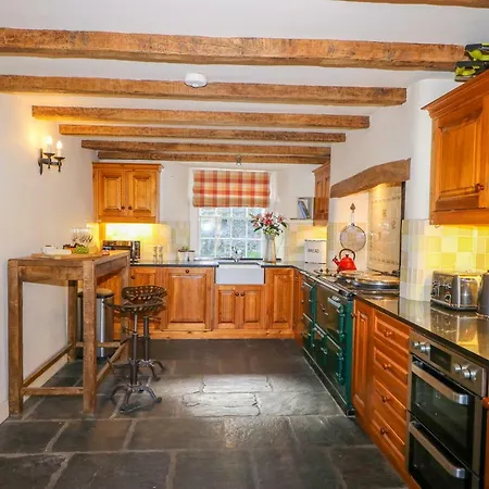 Carrholme Settle