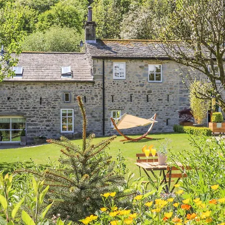 Carrholme Settle